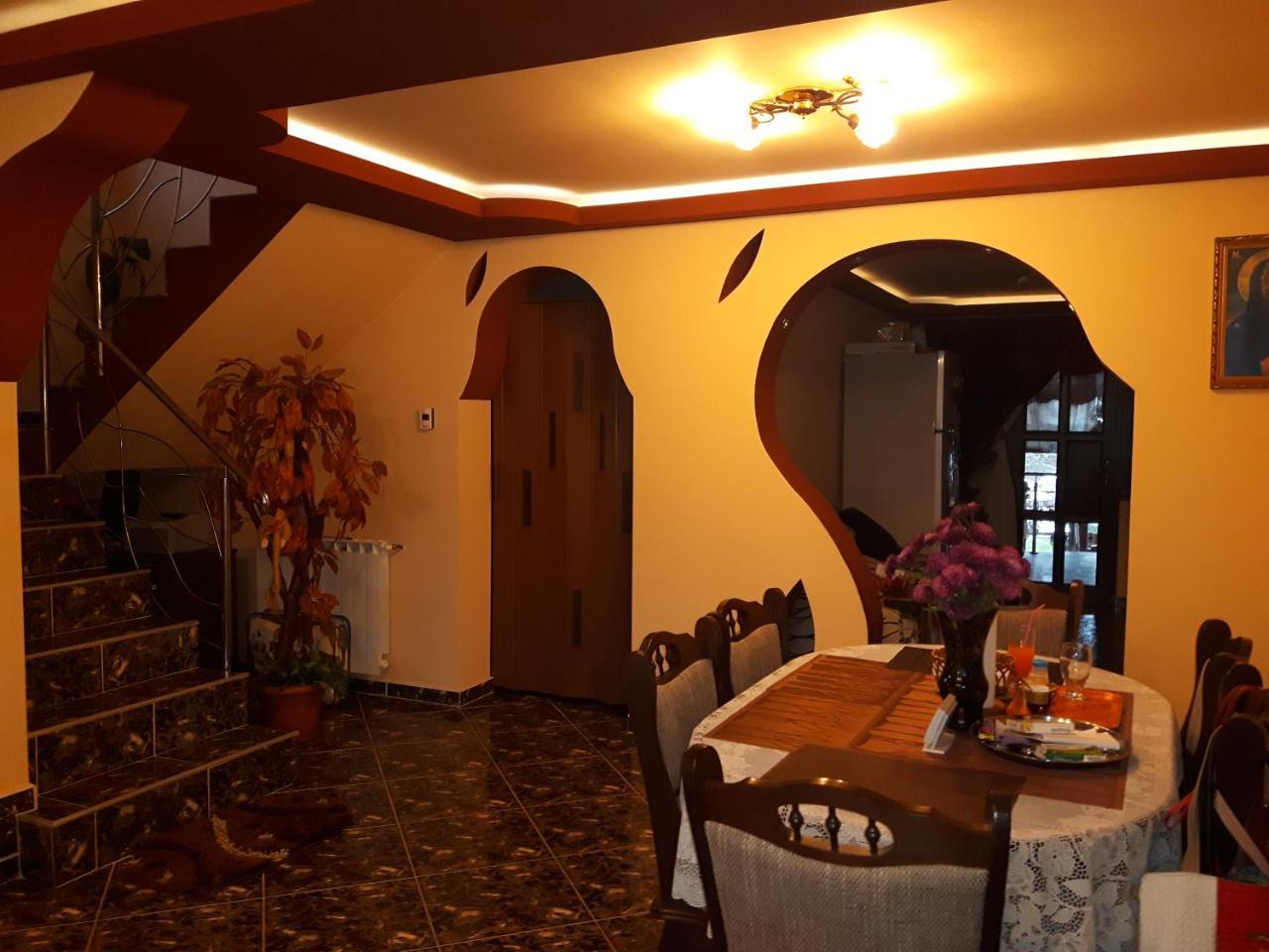 Călimăneşti Vila Alexia酒店 外观 照片